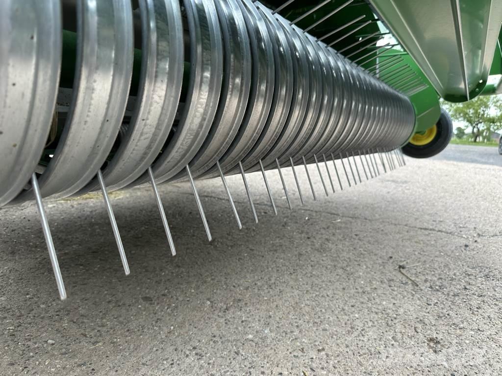 John Deere V461M Rotopresse