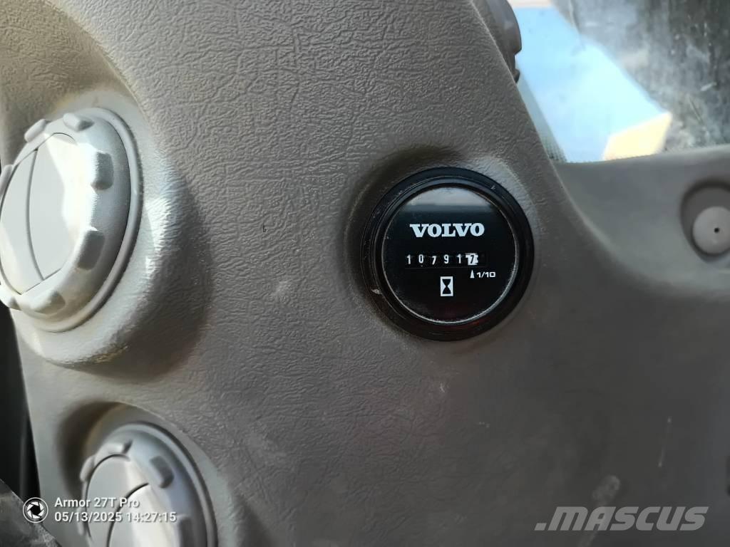 Volvo EC 300 D N L Escavatori cingolati
