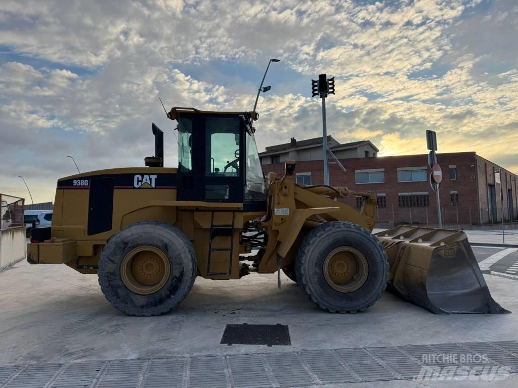CAT 938 G Pale gommate