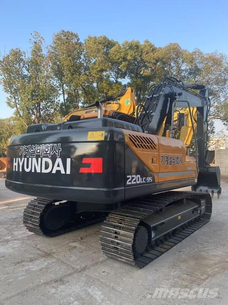 Hyundai 220LC-9S Escavatori cingolati