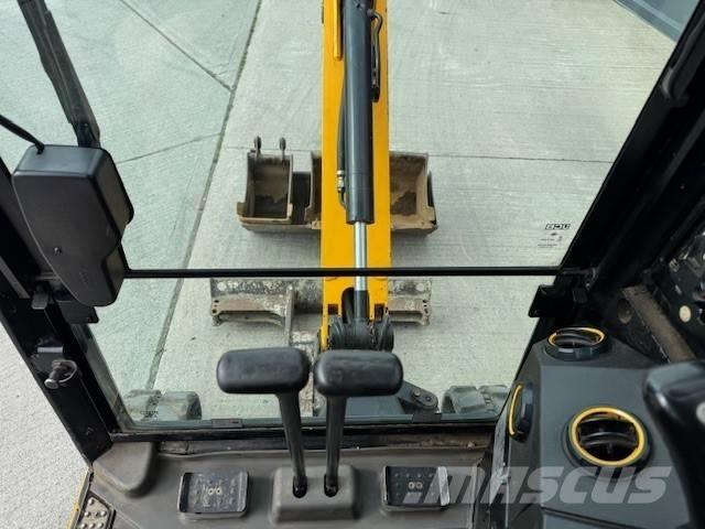 JCB 16C-1 Miniescavatori