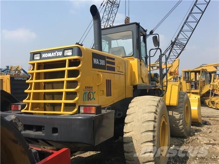 Komatsu WA 380-3 Pale gommate