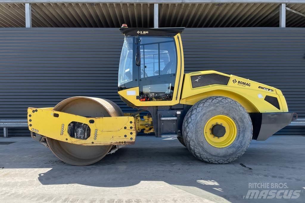 Bomag BW 213 D-5 Rulli monotamburo