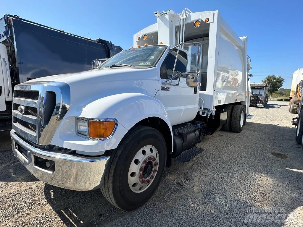 Ford F750 Camion dei rifiuti
