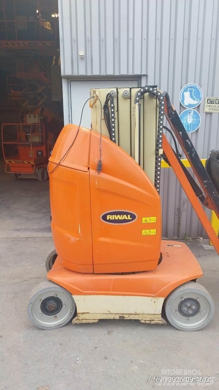 JLG T10E Piattaforme cingolate, Piattaforme a ragno e Montacarichi