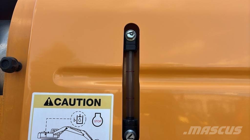 Hyundai HX220L Escavatori speciali