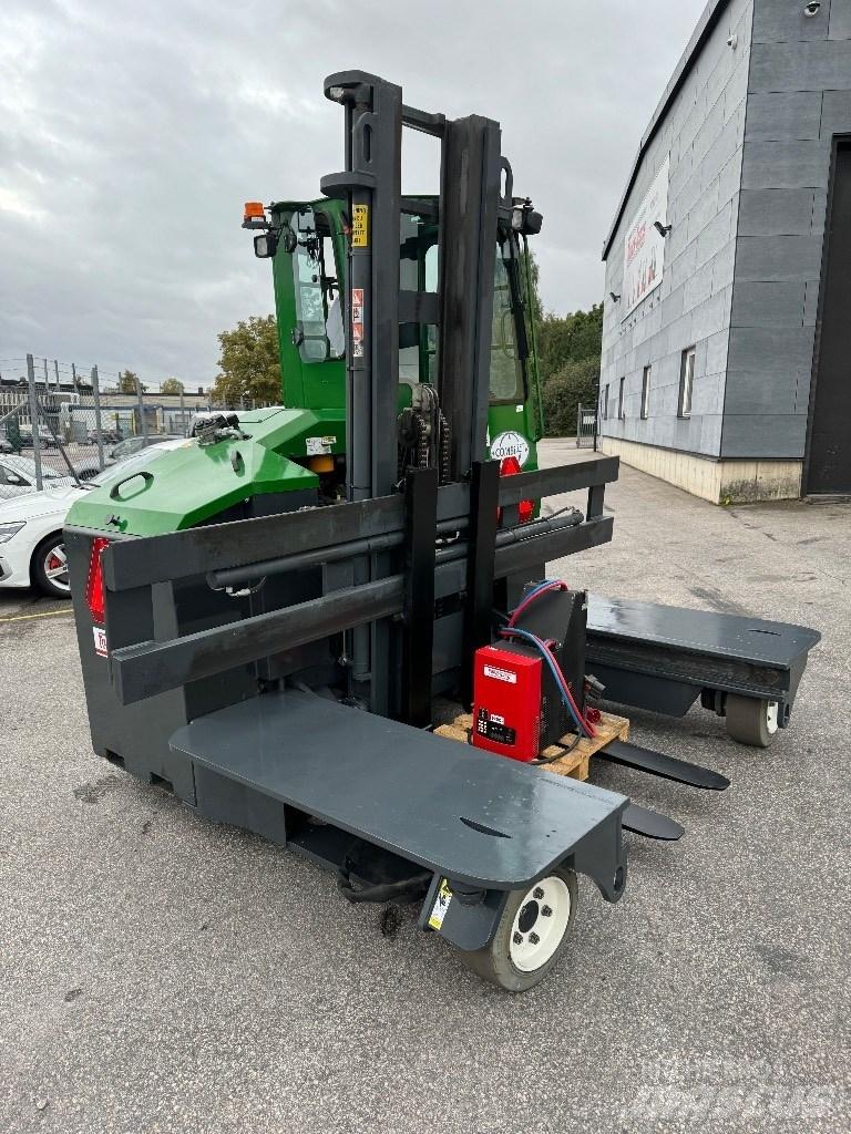 Combilift C4000ET Carrello elevatore retrattile a 4 vie