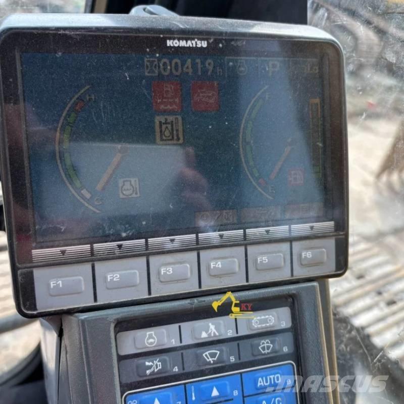 Komatsu PC 220-8 Escavatori cingolati