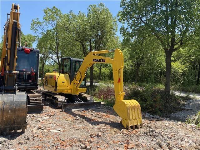 Komatsu PC56-7 Escavatori cingolati