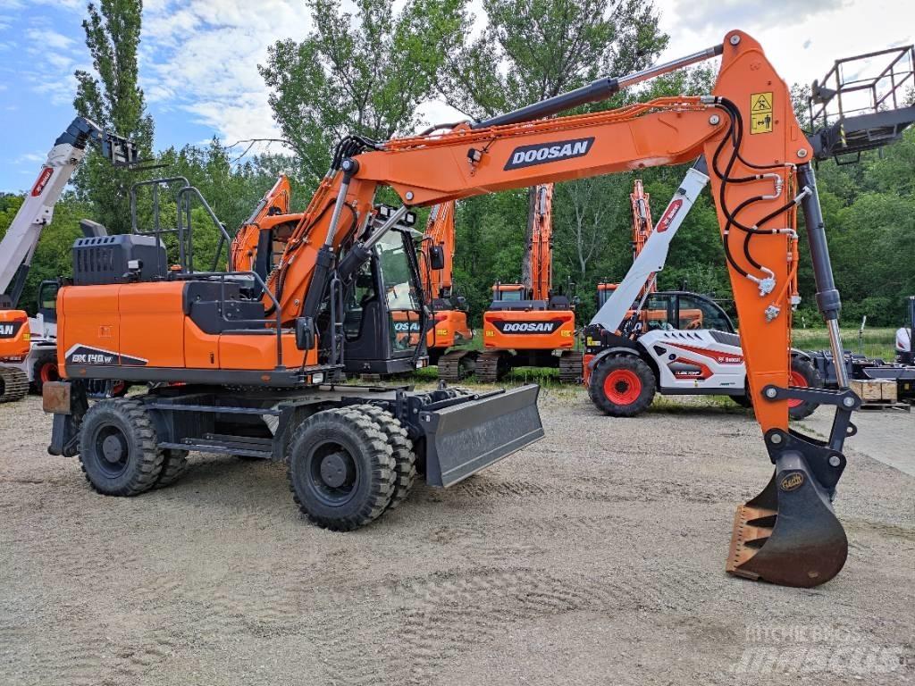 Doosan DX140W-7 Escavatori gommati