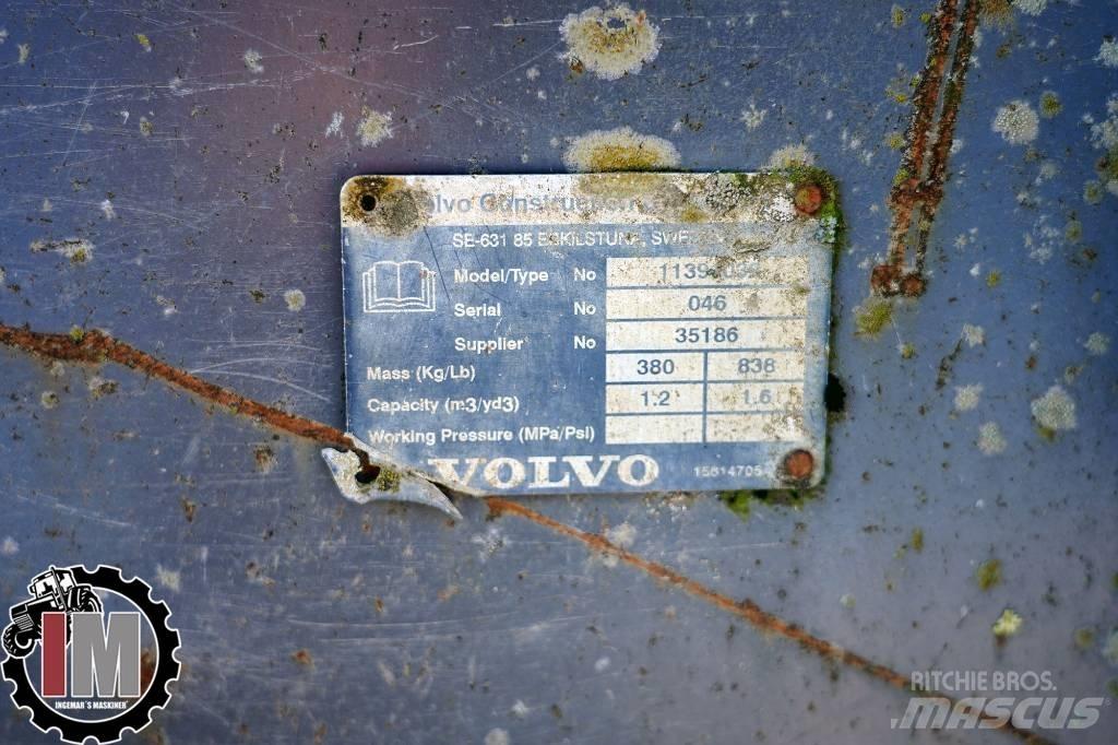 Volvo L30 Skopa Benne