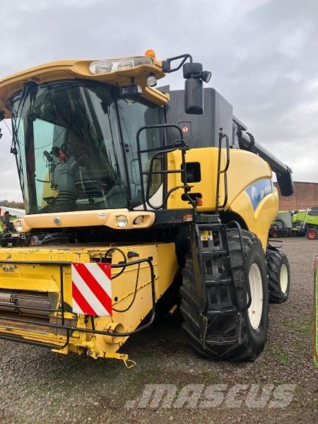 New Holland CR 980 Mietitrebbiatrici