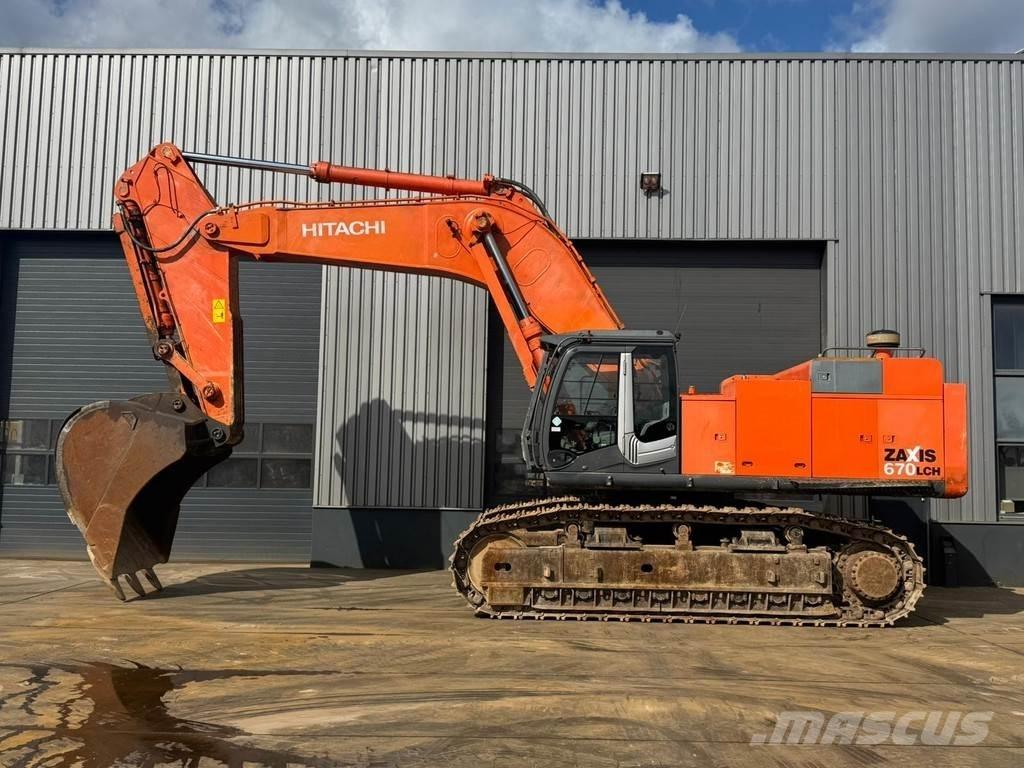 Hitachi ZX670LCH-3 Escavatori cingolati
