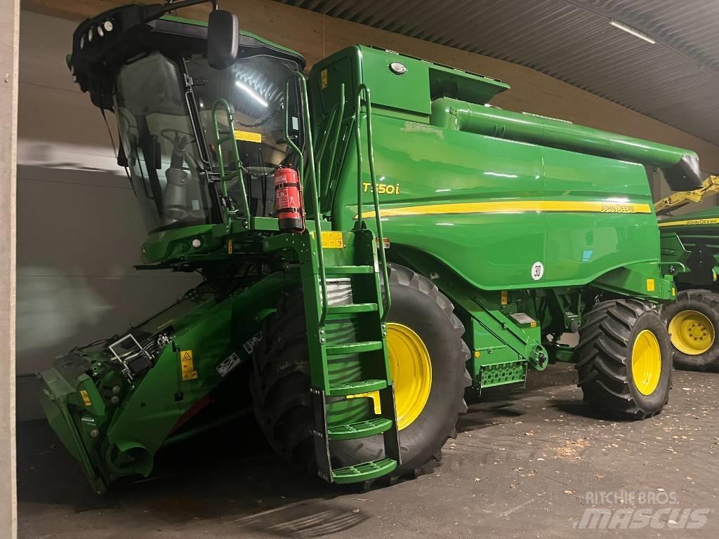 John Deere T550i Mietitrebbiatrici