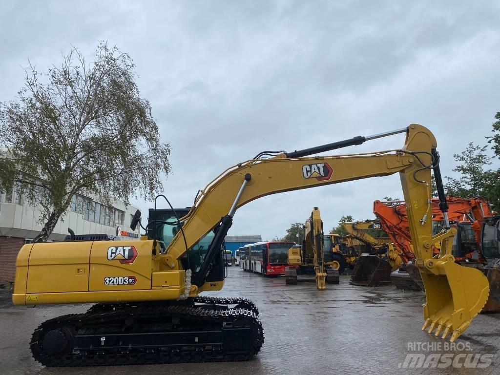 CAT 320D3 GC Escavatori cingolati