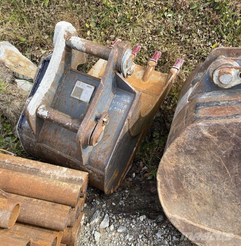 Menzi Muck 325 Escavatori gommati