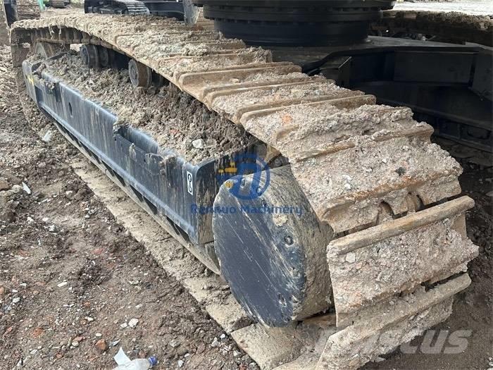 Komatsu PC450-8 Escavatori cingolati