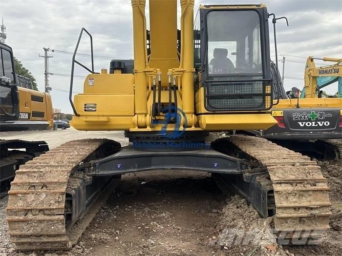 Komatsu PC450-8 Escavatori cingolati