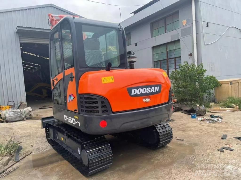 Doosan DH 60-7 Miniescavatori