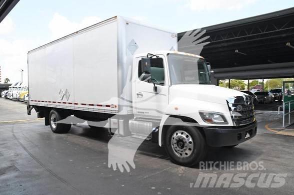 Hino 268 Camion cassonati