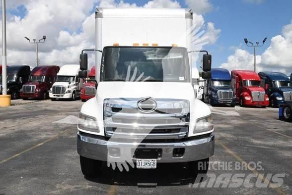 Hino 268A Motrici e Trattori Stradali