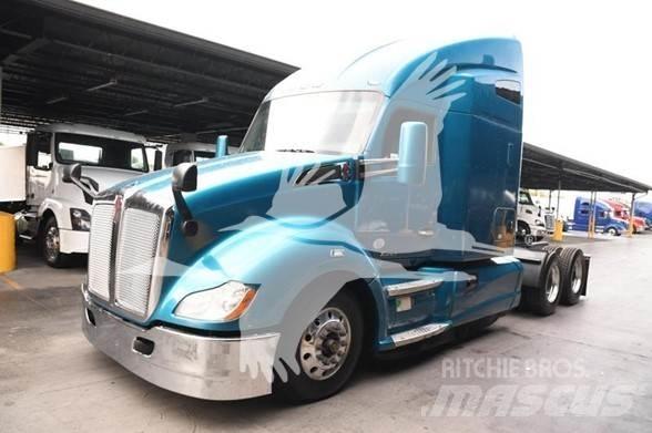 Kenworth T680 Motrici e Trattori Stradali