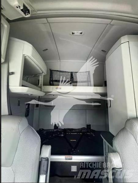 Kenworth T680 Motrici e Trattori Stradali