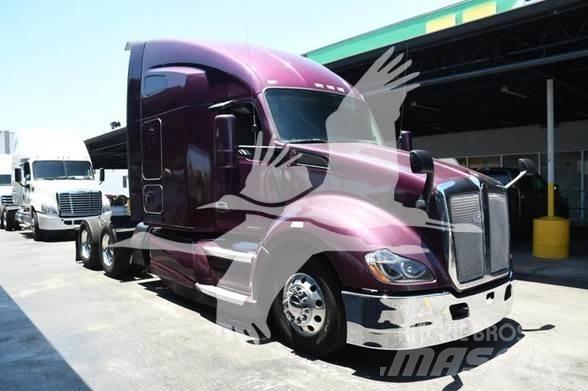 Kenworth T680 Motrici e Trattori Stradali