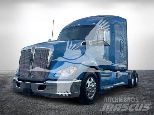 Kenworth T680 Motrici e Trattori Stradali