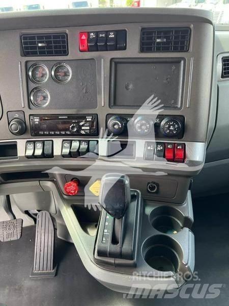 Kenworth T680 Motrici e Trattori Stradali