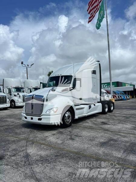 Kenworth T680 Motrici e Trattori Stradali