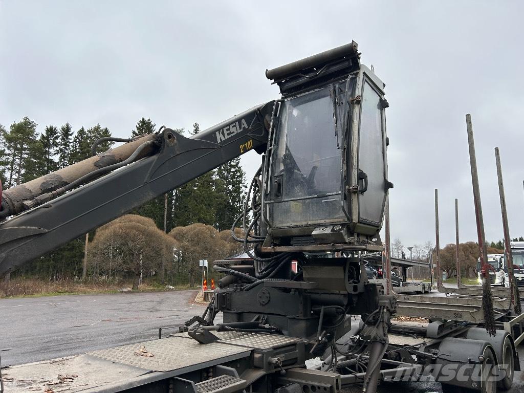 Kesla 2111 T Gru per legname