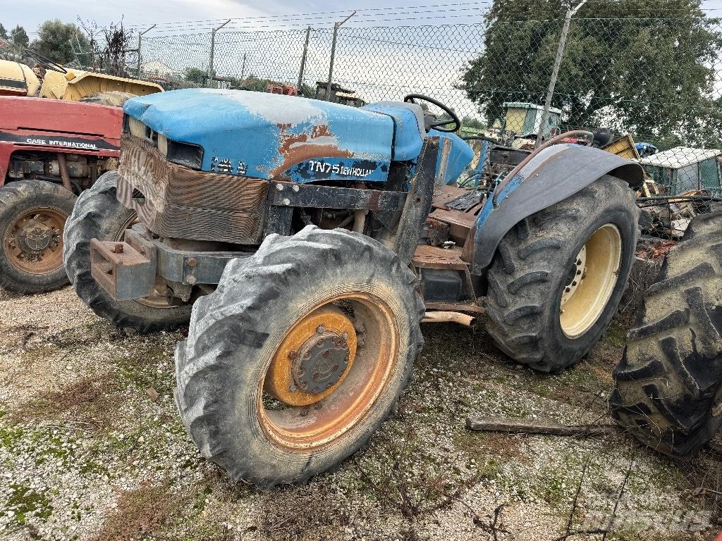 New Holland TN 75 Trattori