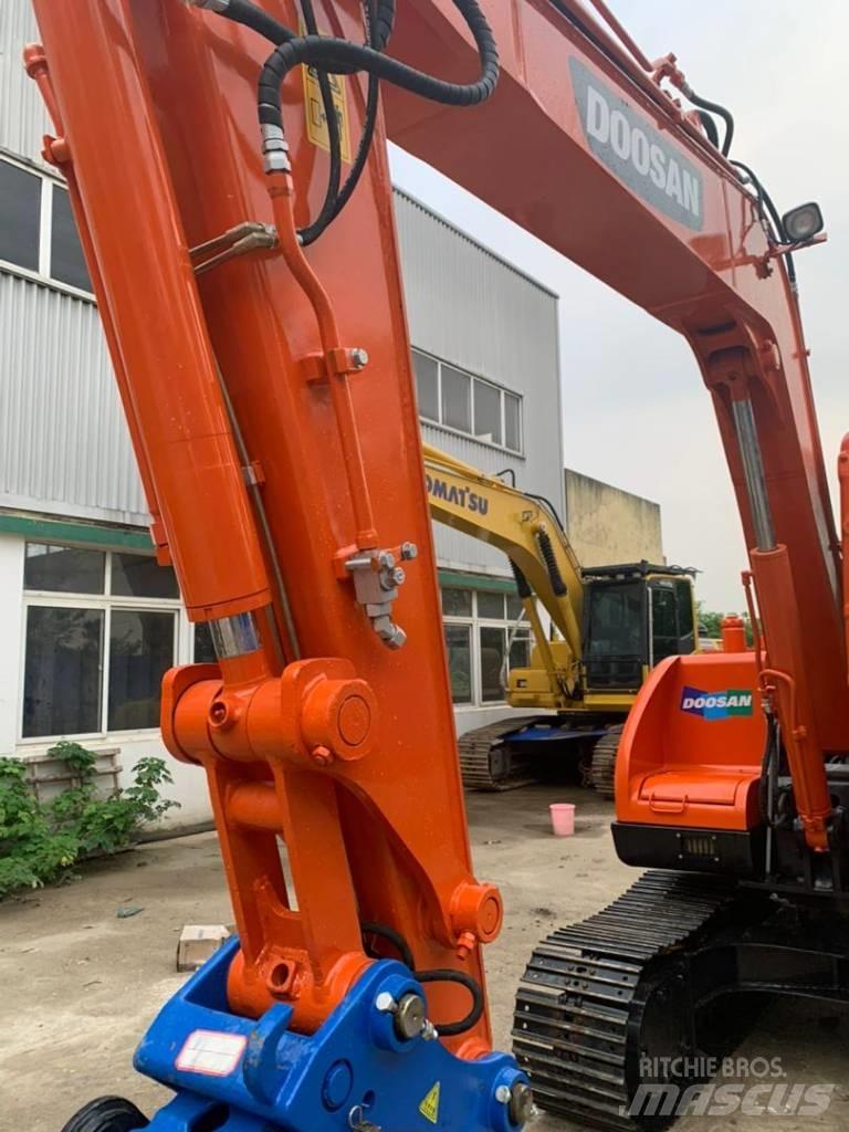 Doosan DX 75 Escavatori medi 7t - 12t
