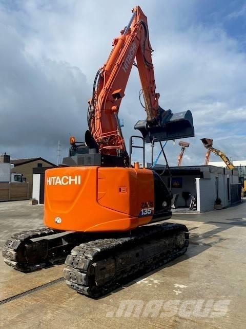 Hitachi 135 US-6 Escavatori cingolati