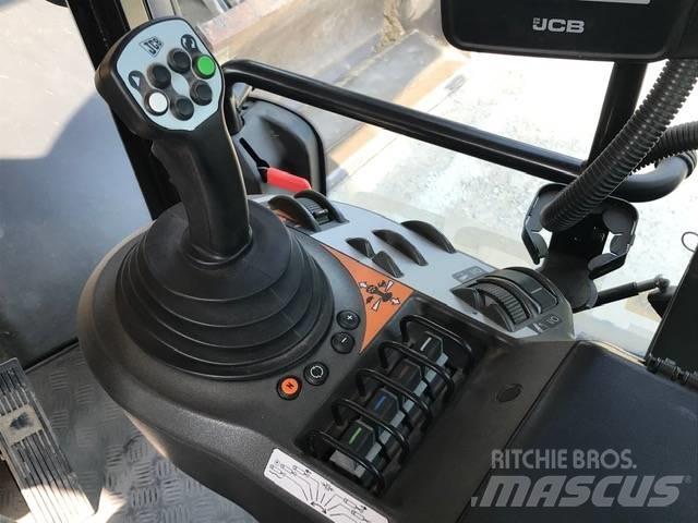 JCB 4190 FASTRAC Trattori