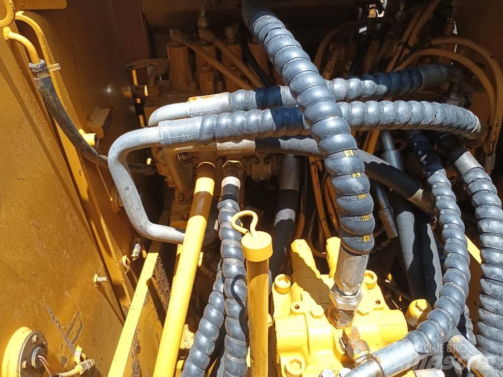 CAT 320D2 Escavatori cingolati