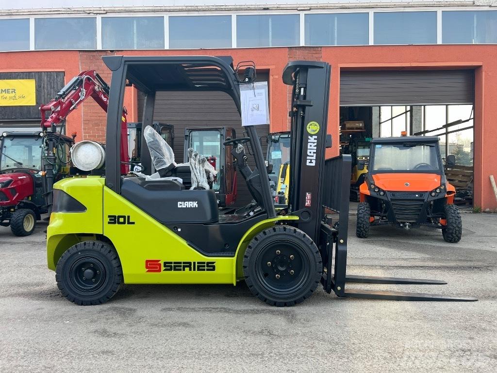 Clark S 30 L Carrelli elevatori GPL