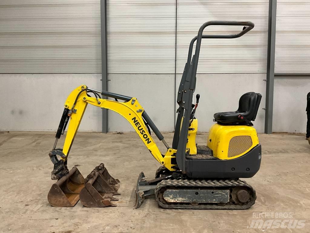 Neuson 803 Miniescavatori