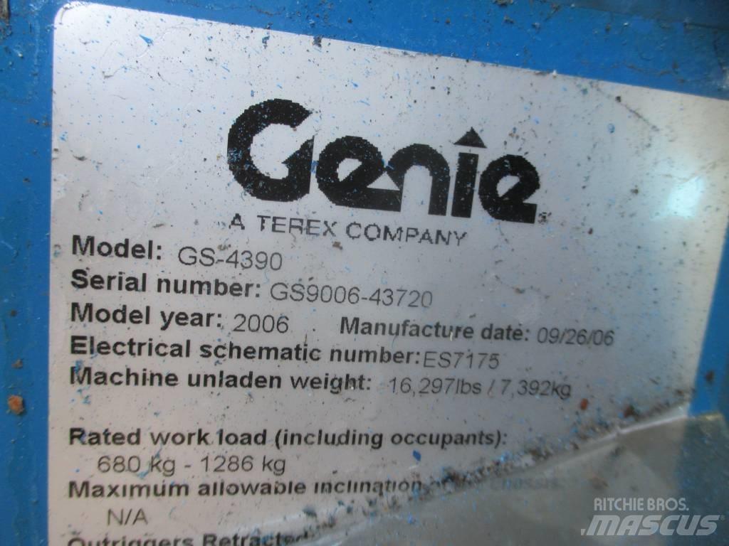 Genie GS 4390 RT Piattaforme a pantografo