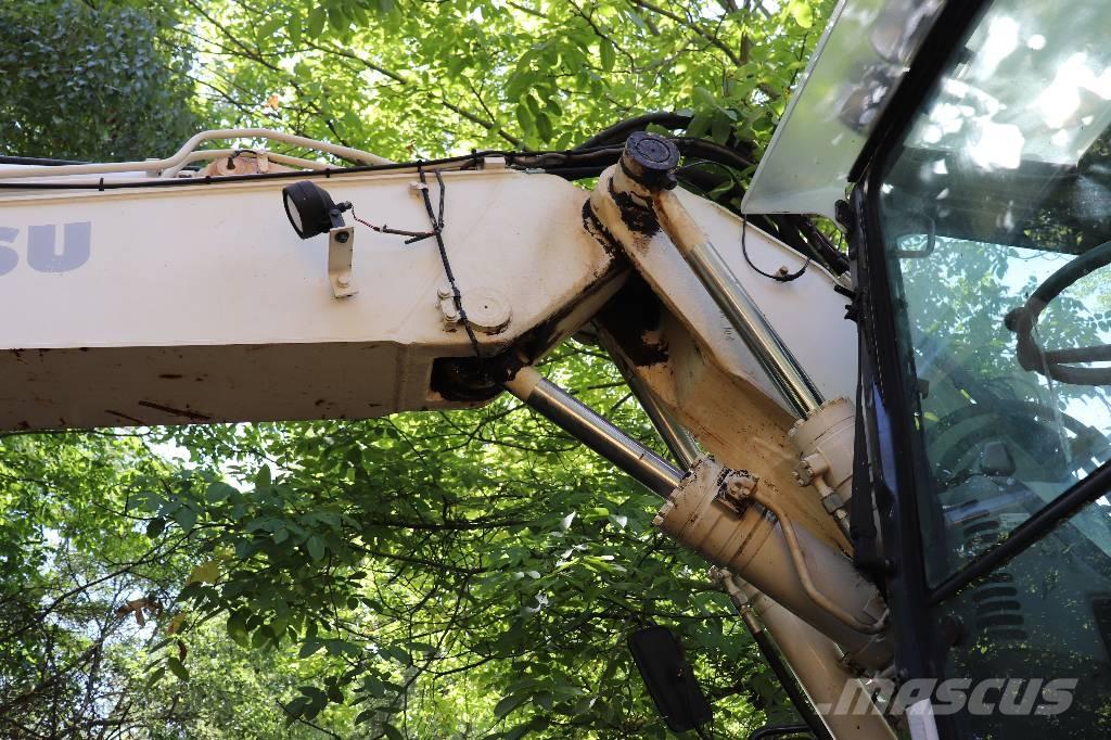 Komatsu PW 140-7 Terne