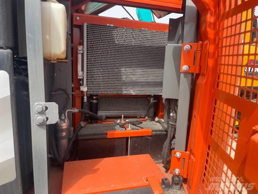 Hitachi ZX 70 Escavatori cingolati