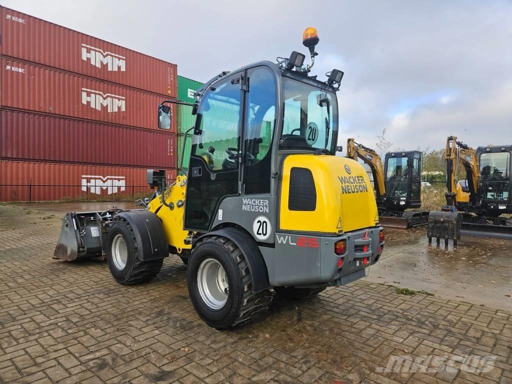 Wacker Neuson WL 25 Pale gommate
