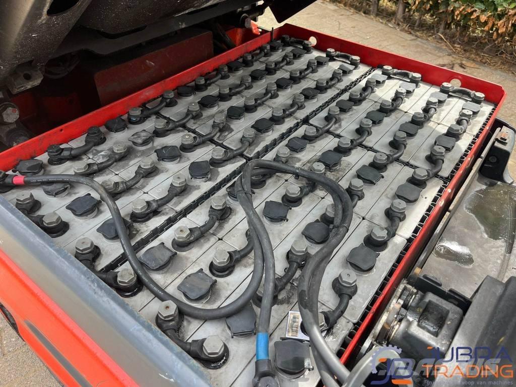 Linde E25-01 Carrelli elevatori elettrici