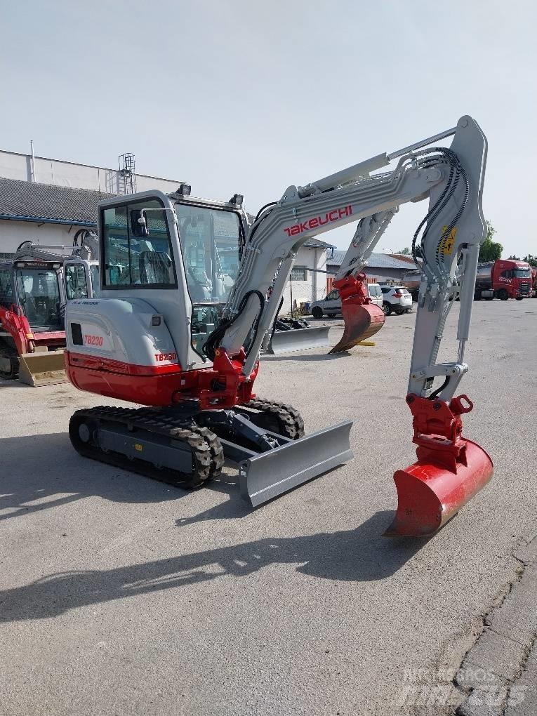 Takeuchi TB230 Miniescavatori