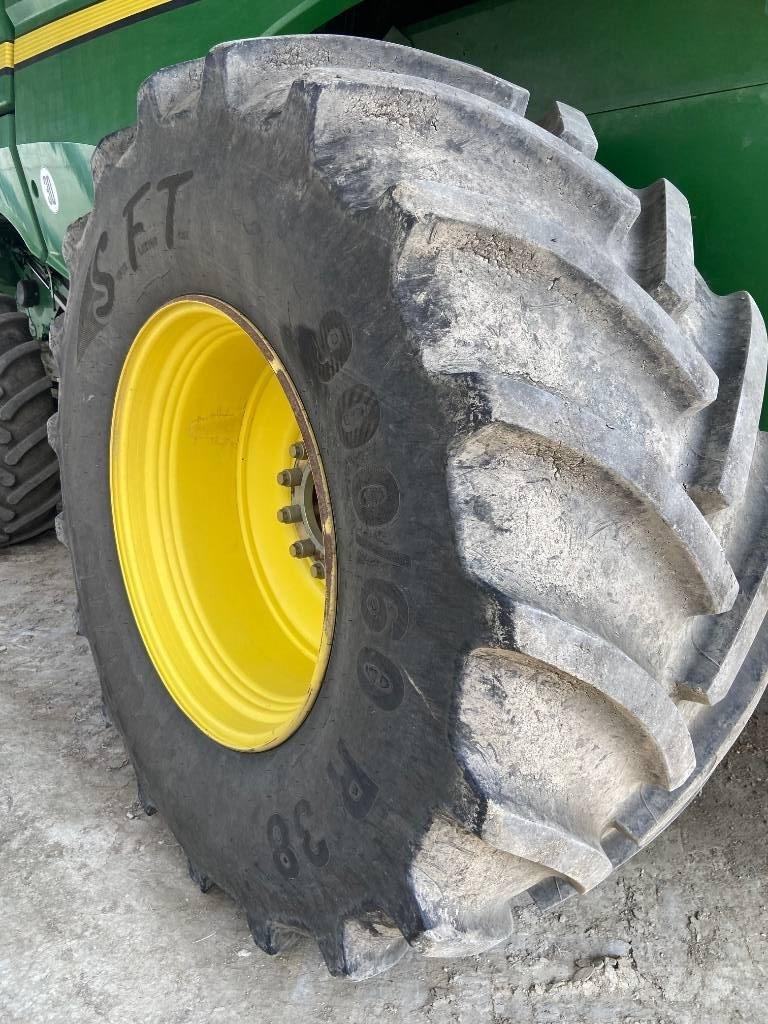 John Deere S 670 i Mietitrebbiatrici