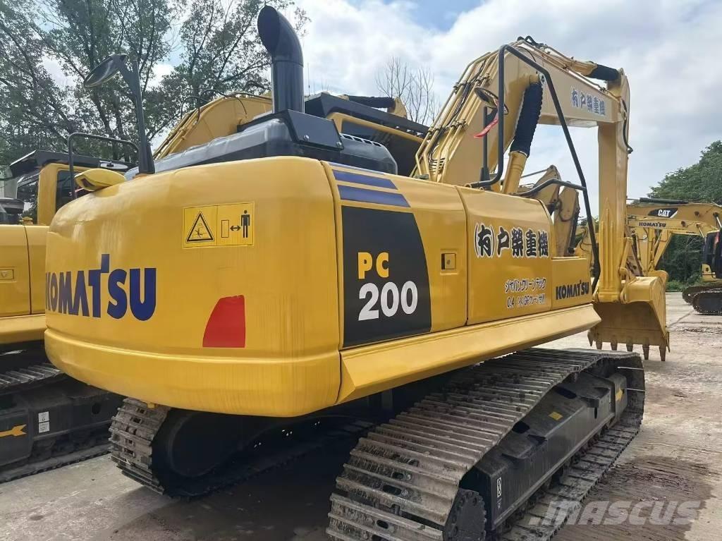 Komatsu PC 200-8N1 Escavatori cingolati