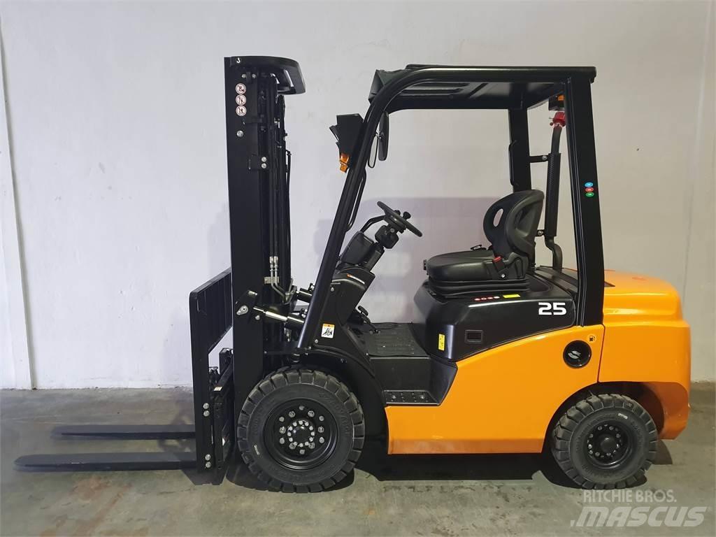  CPCD25T8 S4S Carrelli elevatori diesel