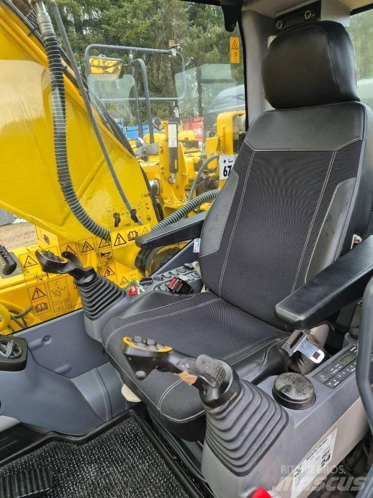 Komatsu PC210 LC-11 Escavatori cingolati