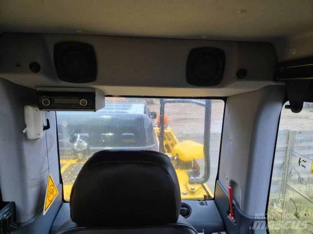 Komatsu PC210 LC-11 Escavatori cingolati